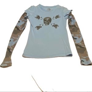 Long Sleeve Skull/Rose Design Top! Size Small